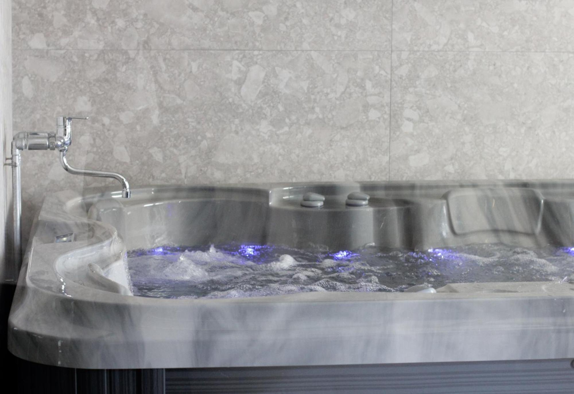 Compas Boutique Hotel Голем Экстерьер фото